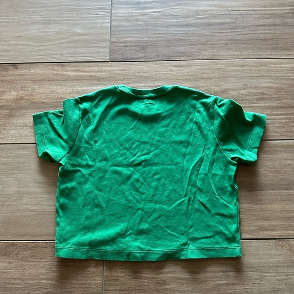 Green cropped t-shirt - Picture 2 of 3